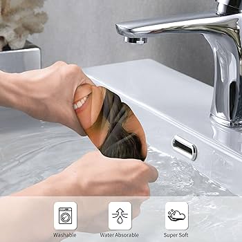 送料込☆西田ひかる コンサートグッズ「バスタオル&帽子」☆ビニール袋未開封☆美品 送料込☆西田ひかる コンサートグッズ「バスタオル&帽子